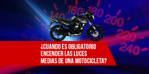 cuando es obligatorio encender las luces medias de una motocicleta